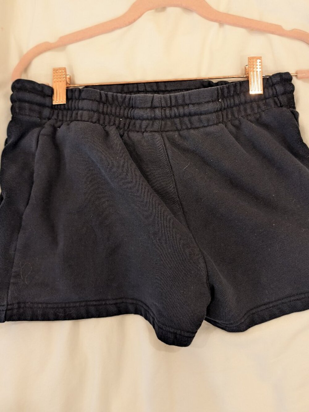Aritzia TNA Sweatfleece Cozy Fleece Boyfriend Fit Shorts